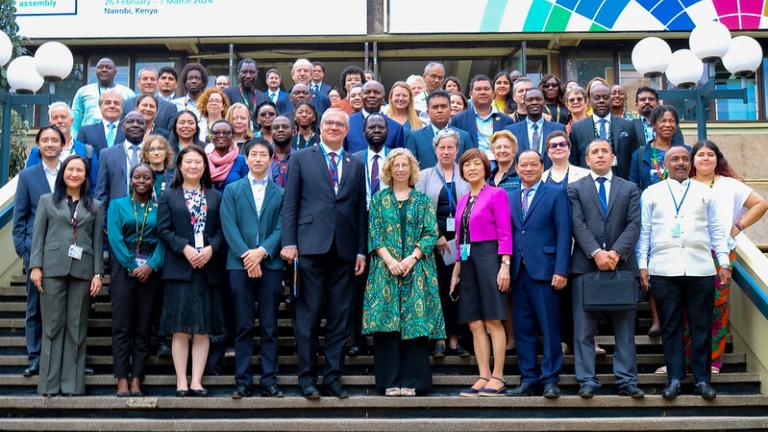 participants au sommet des villes et régions de l'UNEA-6